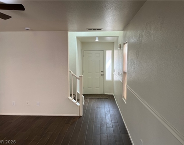 7933 Winken Court - Photo Thumbnail 5