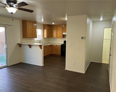 7933 Winken Court - Photo Thumbnail 3