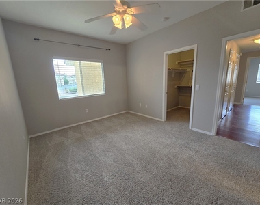 1050 E Cactus Avenue - Photo Thumbnail 1