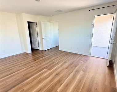 12232 Azure Gate Road - Photo Thumbnail 8