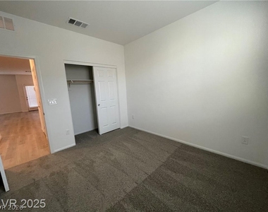 645 Bellus Place - Photo Thumbnail 12