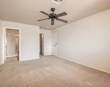 1045 Grammy Drive - Photo Thumbnail 7