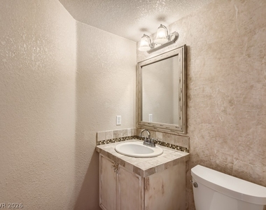 1045 Grammy Drive - Photo Thumbnail 6
