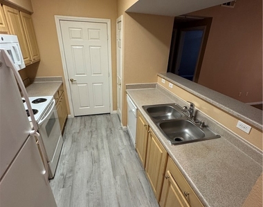 6955 N Durango Drive - Photo Thumbnail 9