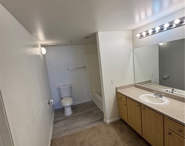 6955 N Durango Drive - Photo Thumbnail 14
