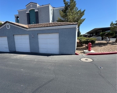 6955 N Durango Drive - Photo Thumbnail 18
