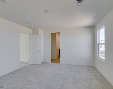 650 Moonlit Lake Lane - Photo Thumbnail 25