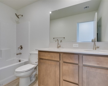 650 Moonlit Lake Lane - Photo Thumbnail 22