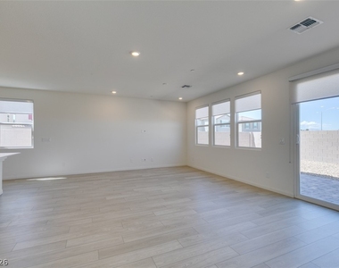 650 Moonlit Lake Lane - Photo Thumbnail 21