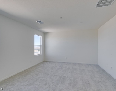 650 Moonlit Lake Lane - Photo Thumbnail 23