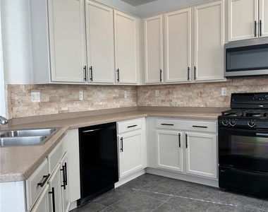 10375 Beallsville Street - Photo Thumbnail 14