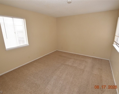 5267 Del Gado Drive - Photo Thumbnail 7