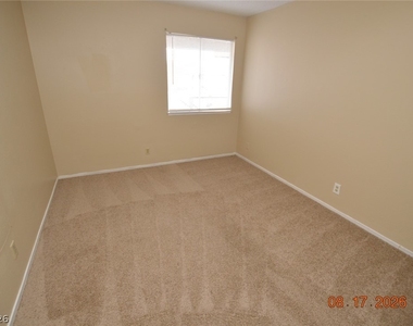 5267 Del Gado Drive - Photo Thumbnail 11