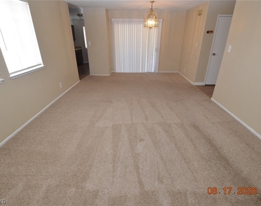 5267 Del Gado Drive - Photo Thumbnail 4