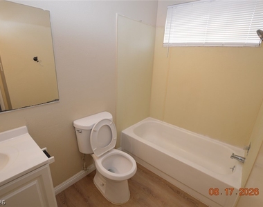 5267 Del Gado Drive - Photo Thumbnail 10