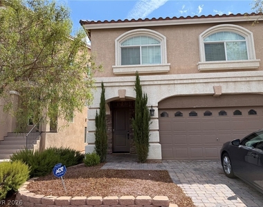 6073 Crown Palms Avenue - Photo Thumbnail 1