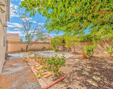 7686 Selby Court - Photo Thumbnail 2