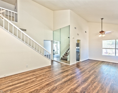 7686 Selby Court - Photo Thumbnail 4
