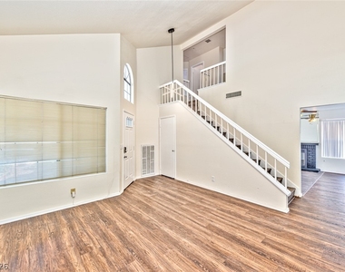 7686 Selby Court - Photo Thumbnail 5
