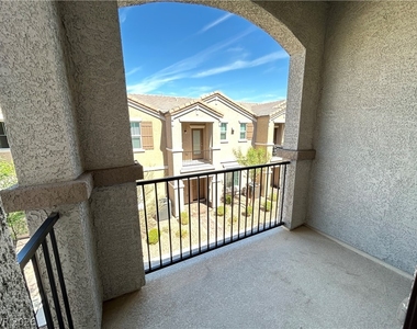 661 Foam Flower Lane - Photo Thumbnail 7