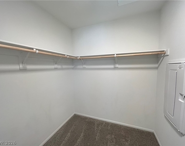 661 Foam Flower Lane - Photo Thumbnail 11
