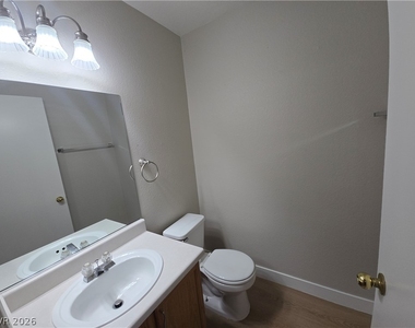 1920 Hodgenville Street - Photo Thumbnail 5