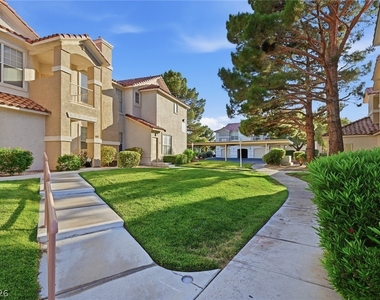 8555 W Russell Road - Photo Thumbnail 26