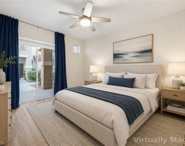 8555 W Russell Road - Photo Thumbnail 11