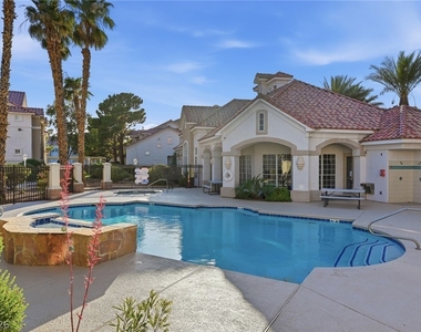 8555 W Russell Road - Photo Thumbnail 23