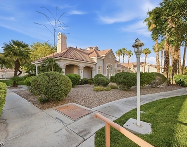 8555 W Russell Road - Photo Thumbnail 27