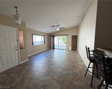 2108 Sunset Vista Avenue - Photo Thumbnail 21