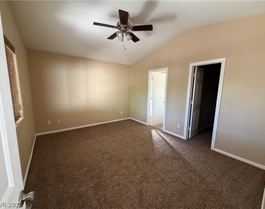 2108 Sunset Vista Avenue - Photo Thumbnail 8
