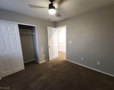 8253 Wildwood Glen Drive - Photo Thumbnail 18