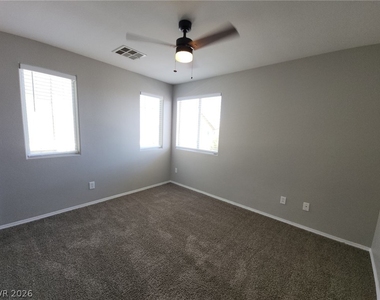 8253 Wildwood Glen Drive - Photo Thumbnail 29