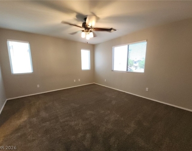 8253 Wildwood Glen Drive - Photo Thumbnail 20