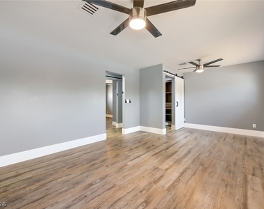 2728 Alcoa Avenue - Photo Thumbnail 7