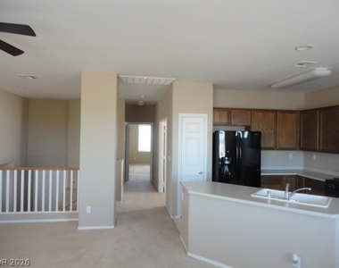 7018 Pacific Coast Street - Photo Thumbnail 12