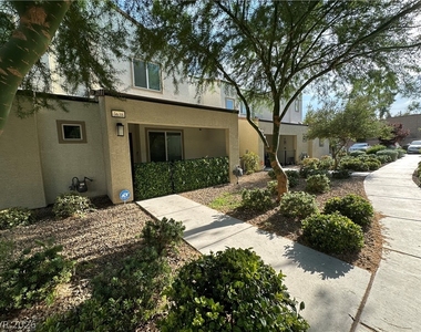 3638 Tripoli Cove Avenue - Photo Thumbnail 25