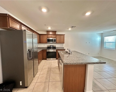3638 Tripoli Cove Avenue - Photo Thumbnail 5