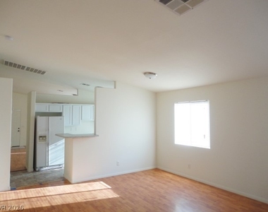 4014 Dripping Springs Avenue - Photo Thumbnail 3