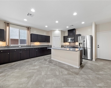 7939 Torreys Peak Street - Photo Thumbnail 1