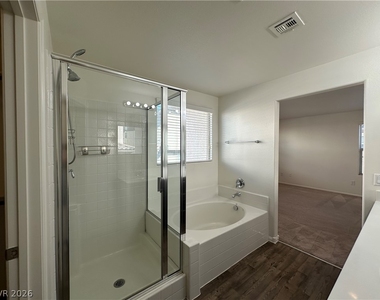 7563 Whitman Colonial Street - Photo Thumbnail 11