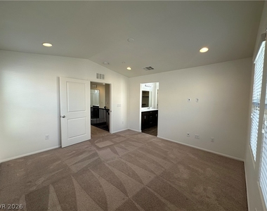 7563 Whitman Colonial Street - Photo Thumbnail 8