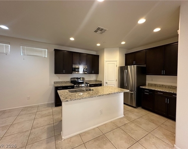 7563 Whitman Colonial Street - Photo Thumbnail 4