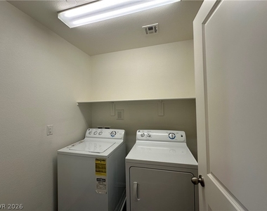 7563 Whitman Colonial Street - Photo Thumbnail 20