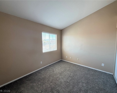 8816 Pine Pitch Drive - Photo Thumbnail 5
