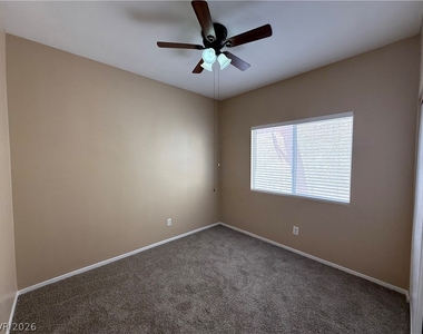8816 Pine Pitch Drive - Photo Thumbnail 12