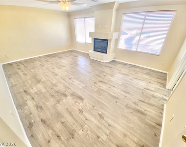 8482 Canvas Vest Court - Photo Thumbnail 37
