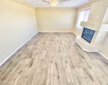 8482 Canvas Vest Court - Photo Thumbnail 42