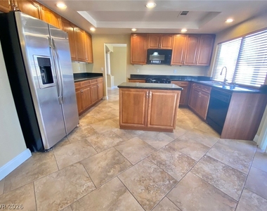 8482 Canvas Vest Court - Photo Thumbnail 10